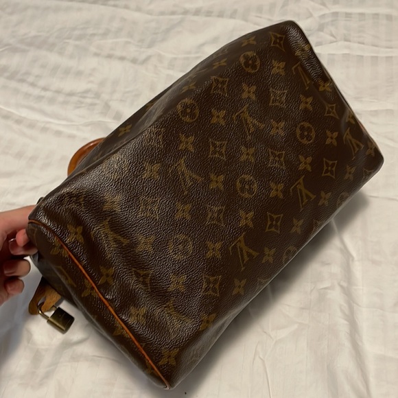 Vintage Louis Vuitton Speedy 30 - Picture 8 of 10